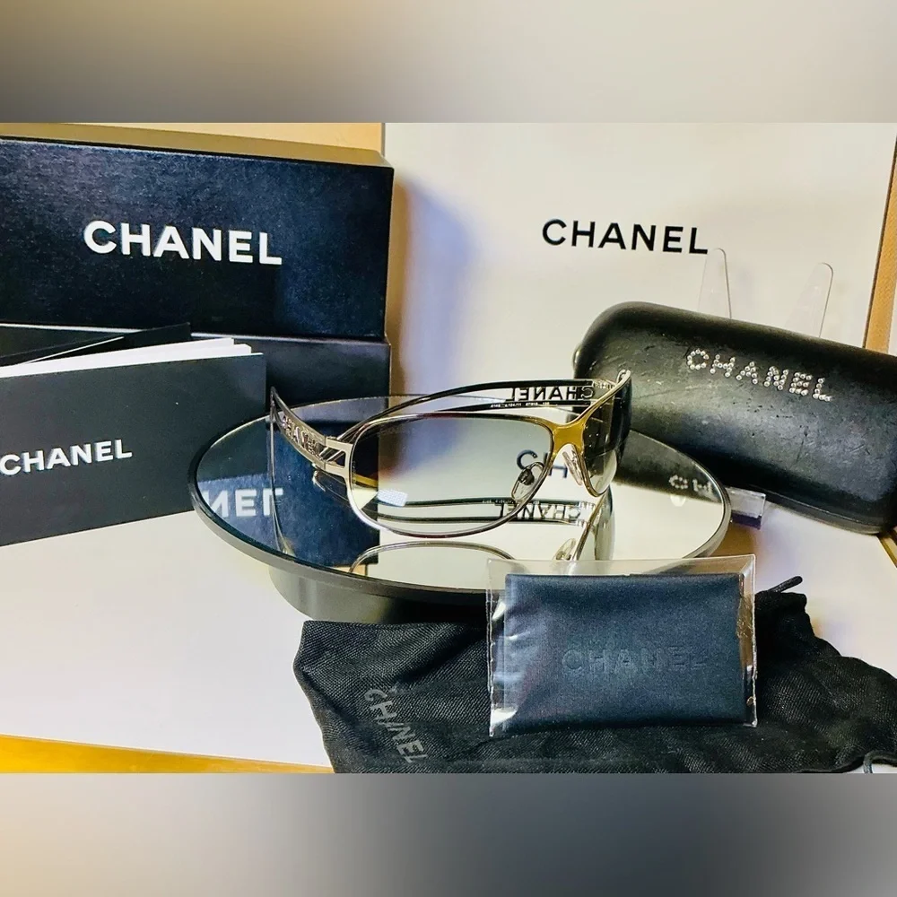 Chanel Vintage Sunglasses – Silver Frame, Gradient Lens, Unisex, Authentic